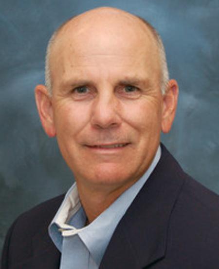 Profile photo of a State Farm Agent named: Larry Selby