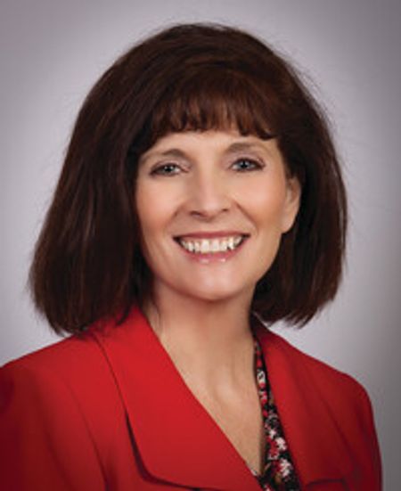Profile photo of a State Farm Agent named: Leanne Casanova