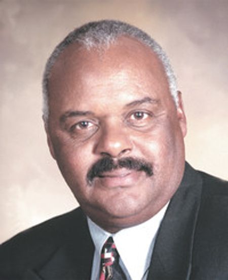 Profile photo of a State Farm Agent named: Leonard Benjamin