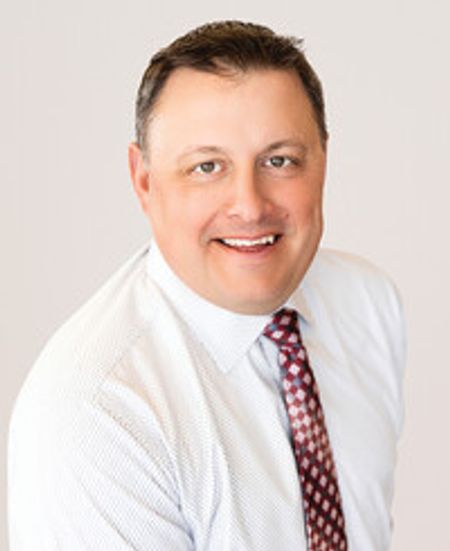 Profile photo of a State Farm Agent named: Aaron Perry