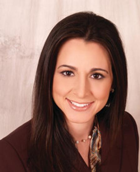 Profile photo of a State Farm Agent named: Iris Lopez