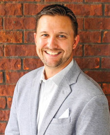 Profile photo of a State Farm Agent named: Travis Peters