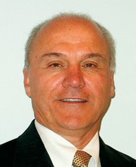 Profile photo of a State Farm Agent named: Ron Schulte
