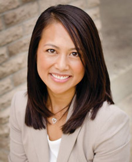 Profile photo of a State Farm Agent named: Larissa Buerano