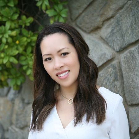 Profile photo of a State Farm Agent named: Kelly Duong