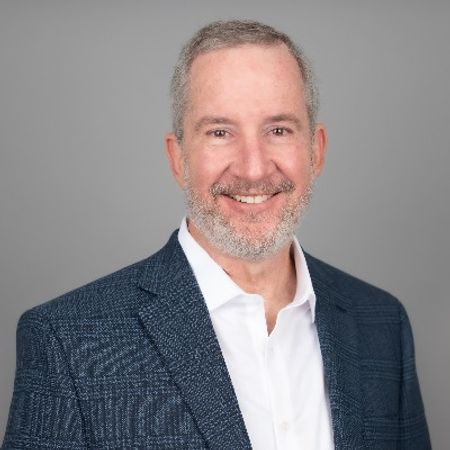 Profile photo of a State Farm Agent named: Peter Bacallao