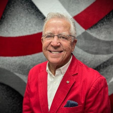 Profile photo of a State Farm Agent named: Larry Poole