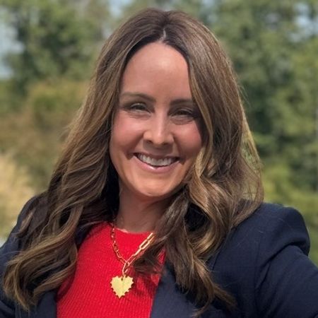 Profile photo of a State Farm Agent named: Lindsay Mullen