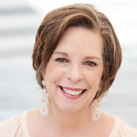 Profile photo of a State Farm Agent named: Peggy Hubbard