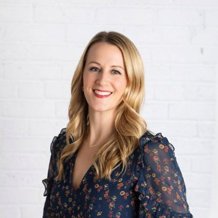 Profile photo of a State Farm Agent named: Anne Stoudt