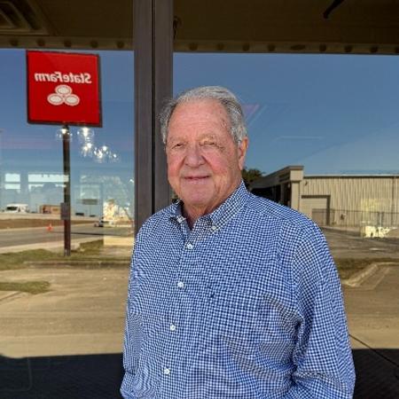 Profile photo of a State Farm Agent named: Charlie Anderson