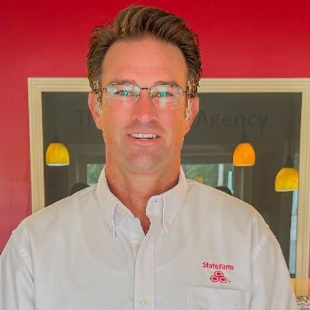 Profile photo of a State Farm Agent named: Adam Staples