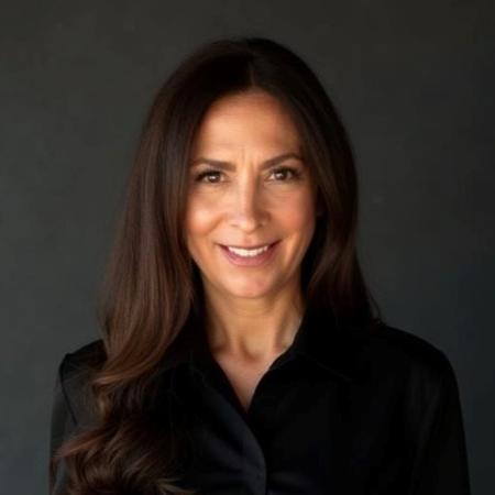 Profile photo of a State Farm Agent named: Denise Smith