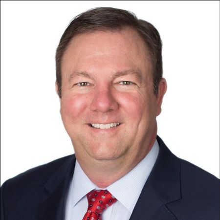 Profile photo of a State Farm Agent named: Larry Lucas