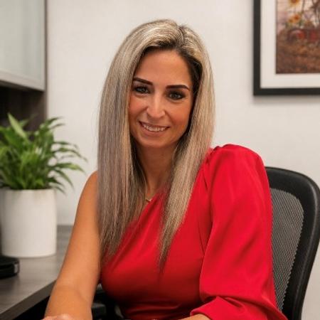 Profile photo of a State Farm Agent named: Greisy Cabanas
