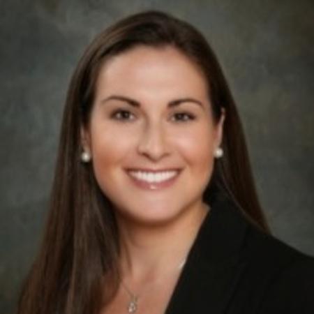 Profile photo of a State Farm Agent named: Katie Hallberg