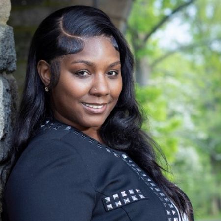Profile photo of a State Farm Agent named: Lauren Peart