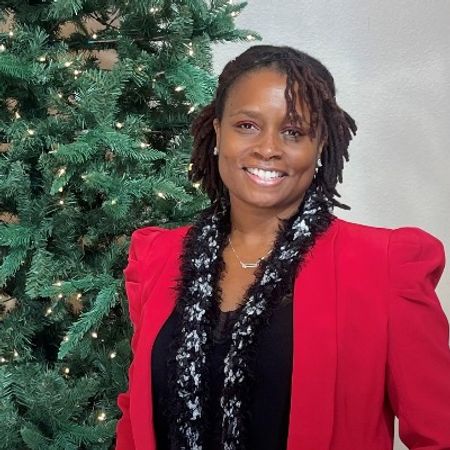 Profile photo of a State Farm Agent named: Lenita Graves