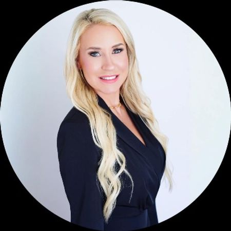 Profile photo of a State Farm Agent named: Ashleigh Fallo