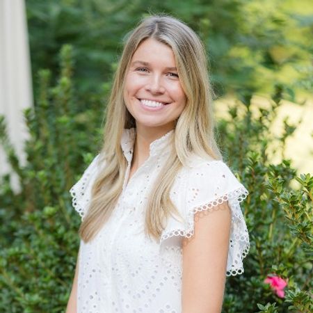 Profile photo of a State Farm Agent named: Anna Jones