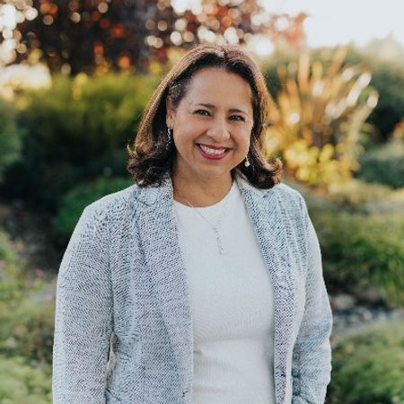 Profile photo of a State Farm Agent named: Cecilia Licon