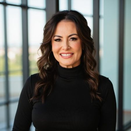 Profile photo of a State Farm Agent named: Lillian Jauregui