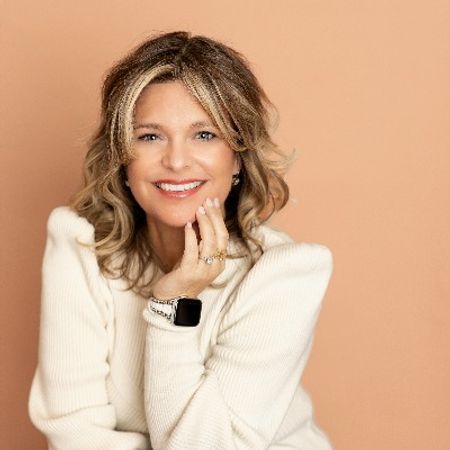 Profile photo of a State Farm Agent named: Lori Adams