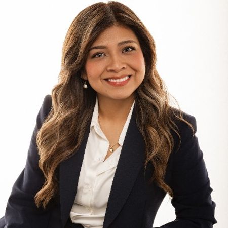 Profile photo of a State Farm Agent named: Lupe Batalla