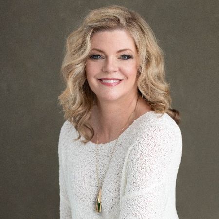 Profile photo of a State Farm Agent named: Jennifer Downer