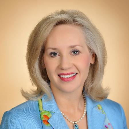 Profile photo of a State Farm Agent named: Shalyn Clark