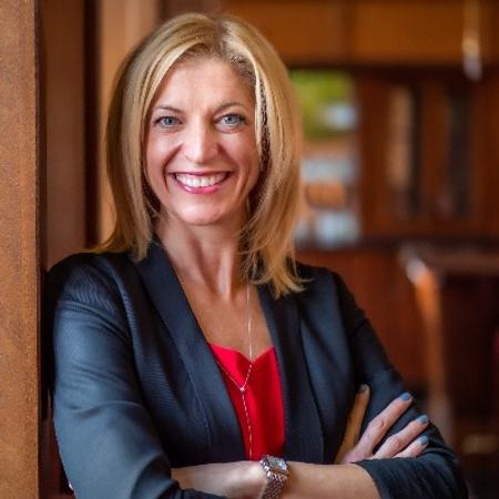 Profile photo of a State Farm Agent named: Lori Smul