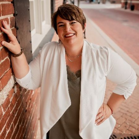 Profile photo of a State Farm Agent named: Brandi Bandy