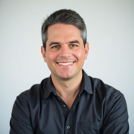 Profile photo of a State Farm Agent named: Chris Raley