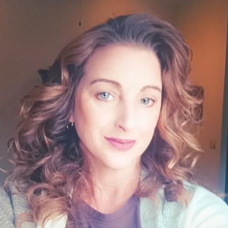 Profile photo of a State Farm Agent named: Karen Bottorf