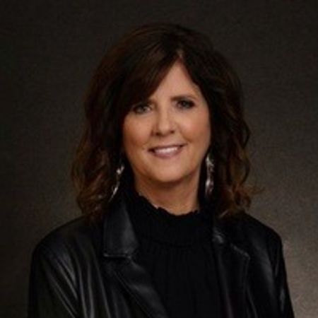 Profile photo of a State Farm Agent named: Jeannie Glover