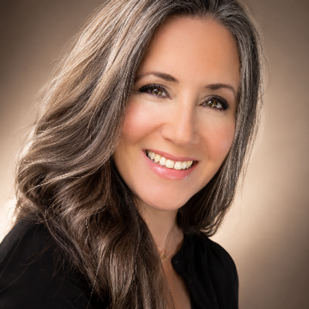 Profile photo of a State Farm Agent named: Laura Hahamian