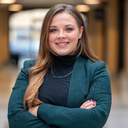 Profile photo of a State Farm Agent named: Fallon Chambers