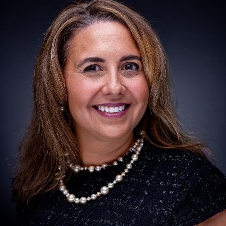 Profile photo of a State Farm Agent named: Jen Ricci-Abeloff