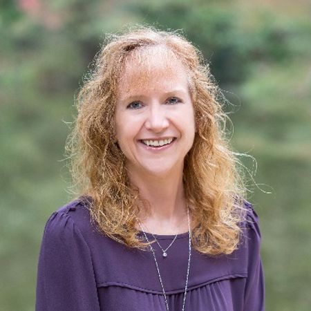 Profile photo of a State Farm Agent named: Wendy Bear