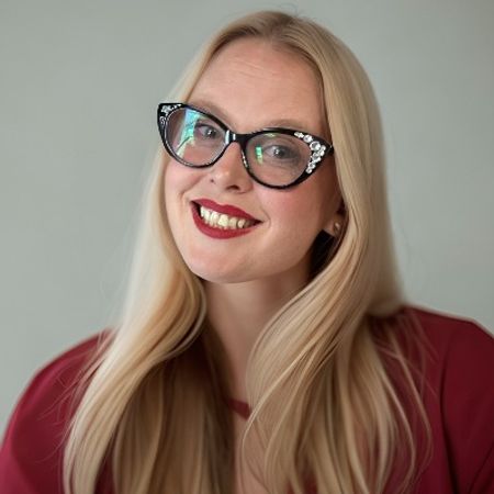 Profile photo of a State Farm Agent named: Alicia McHenry