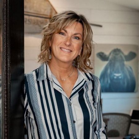 Profile photo of a State Farm Agent named: Susan Martin