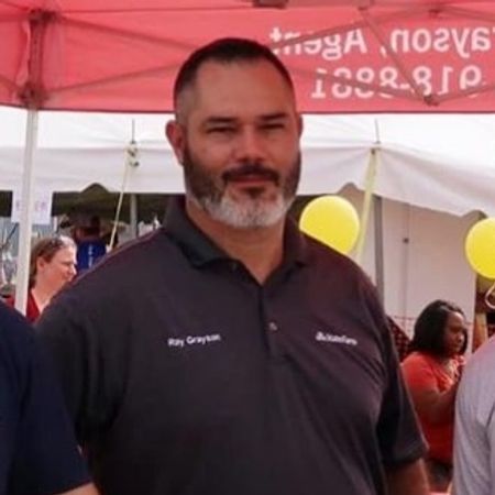 Profile photo of a State Farm Agent named: Ray Grayson