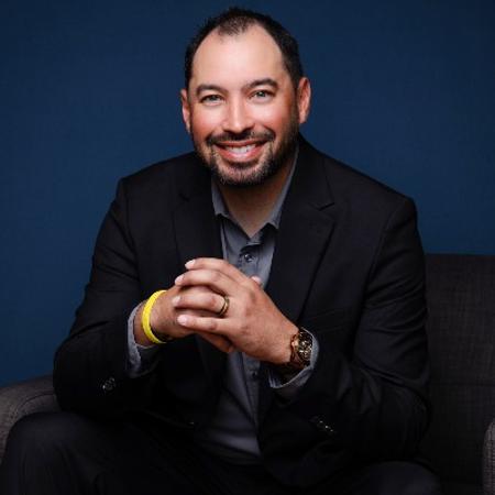 Profile photo of a State Farm Agent named: Ronnie Romero
