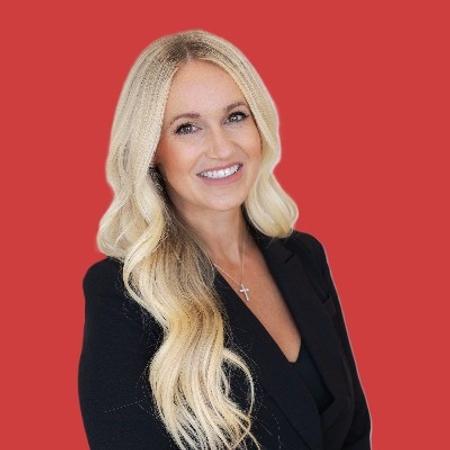 Profile photo of a State Farm Agent named: Kendra Gries