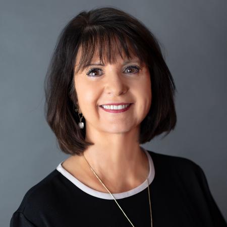Profile photo of a State Farm Agent named: Linda Kilgore