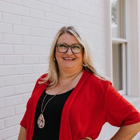 Profile photo of a State Farm Agent named: Kristina Cook