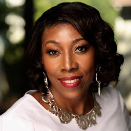 Profile photo of a State Farm Agent named: Jackie Newkirk