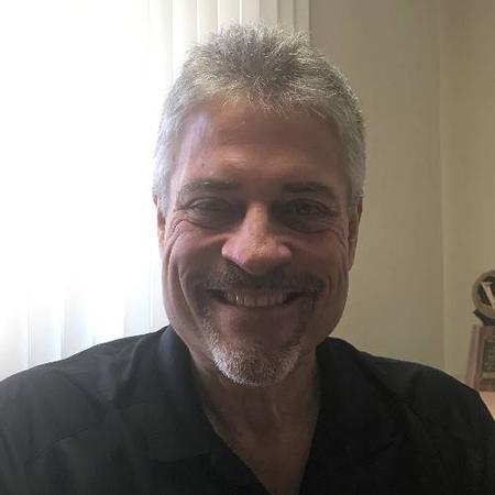 Profile photo of a State Farm Agent named: Kent Rouse