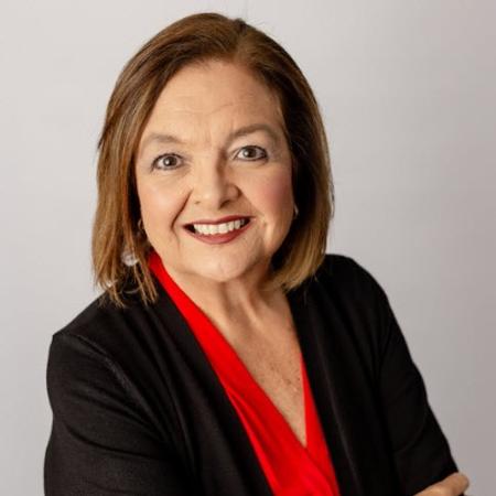Profile photo of a State Farm Agent named: Tina Hurst