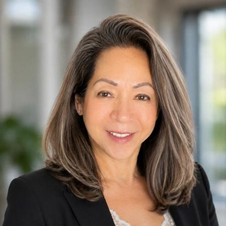 Profile photo of a State Farm Agent named: Vananh Tran